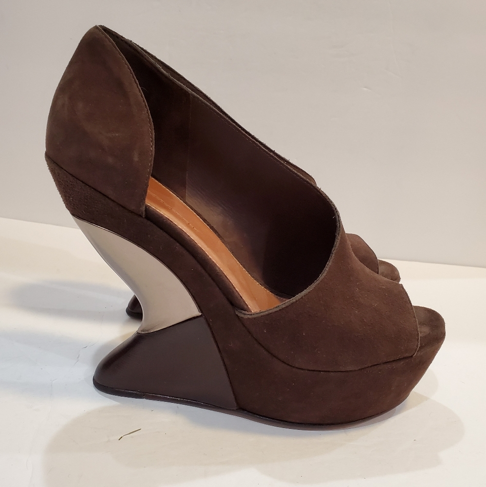 EUC Leifsdottir Brown Wedge Shoes - Picture 3 of 6